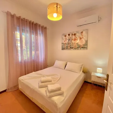 בית נופש Corfu Dream Holidays קאנוני