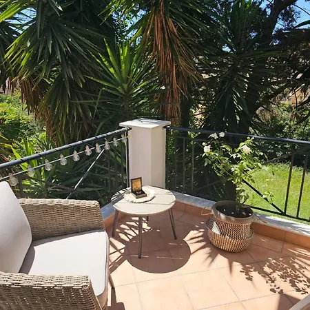 בית נופש Corfu Dream Holidays קאנוני